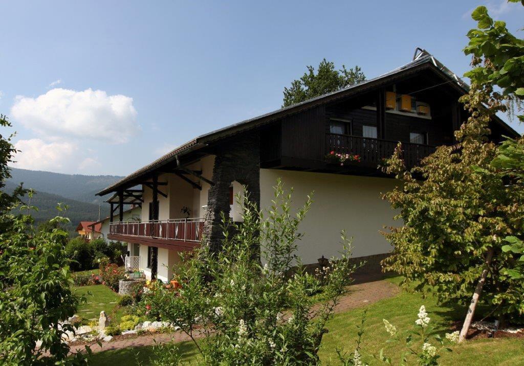 Ferienwohnungen Gaestehaus Schreiner Arrach Εξωτερικό φωτογραφία